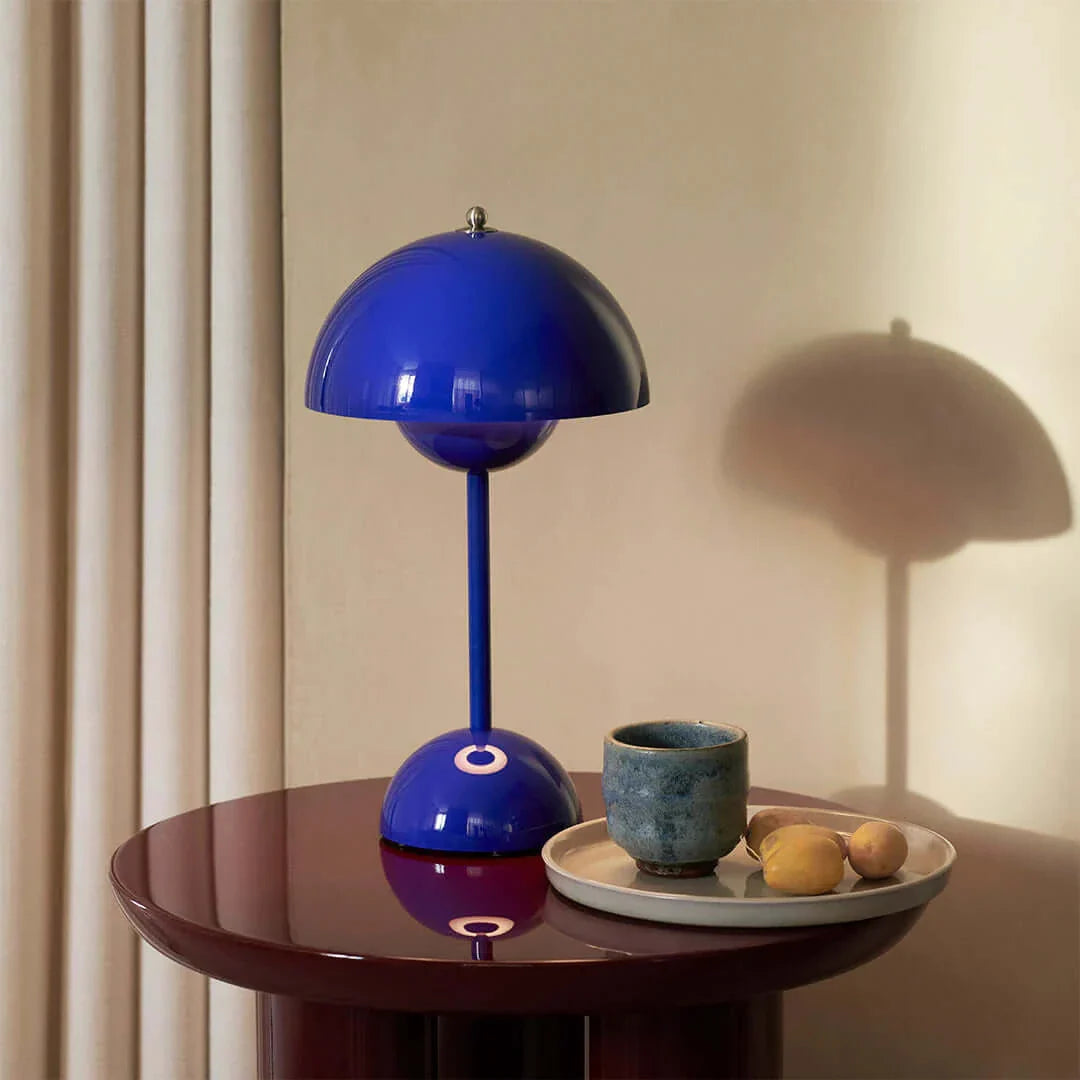 Flowerpot VP9 Portable Lamp