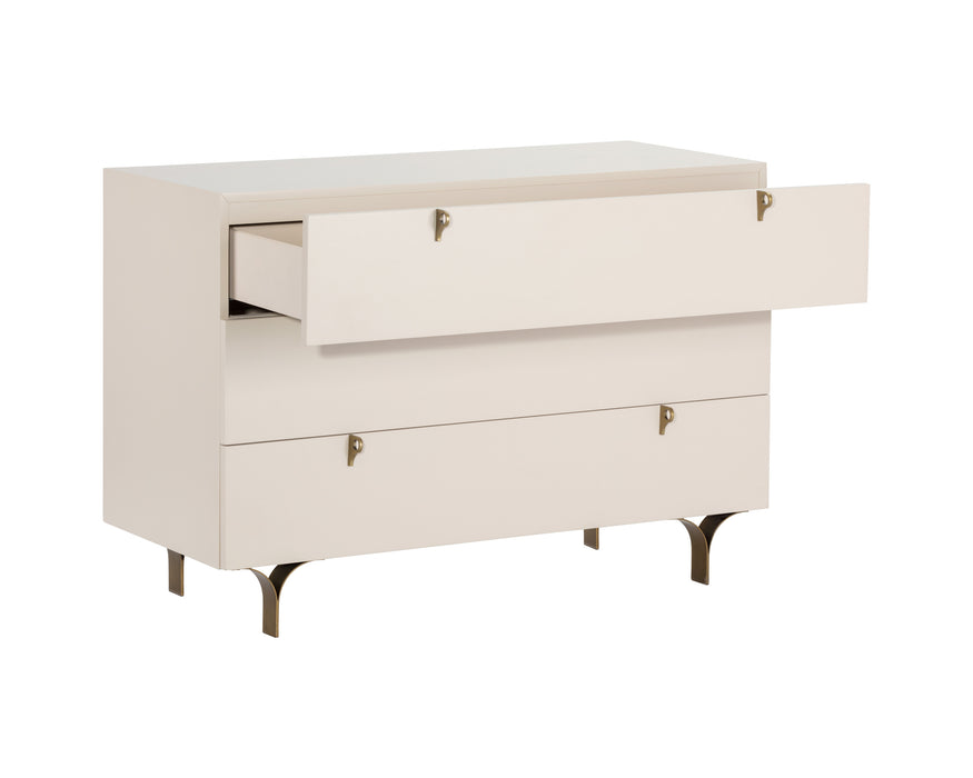 Celine Dresser