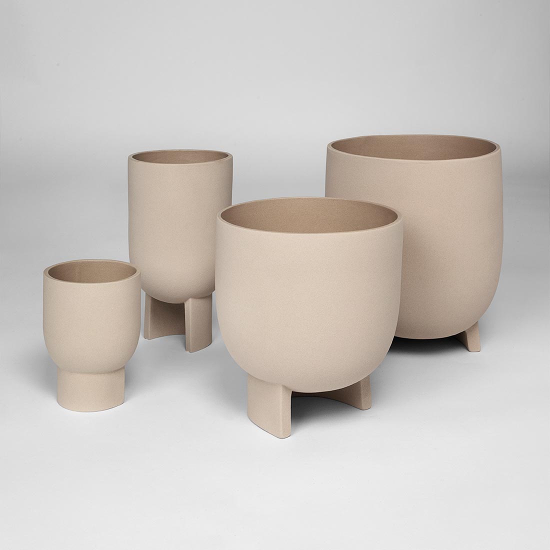 Serene Flowerpot Sand Engobe - XL