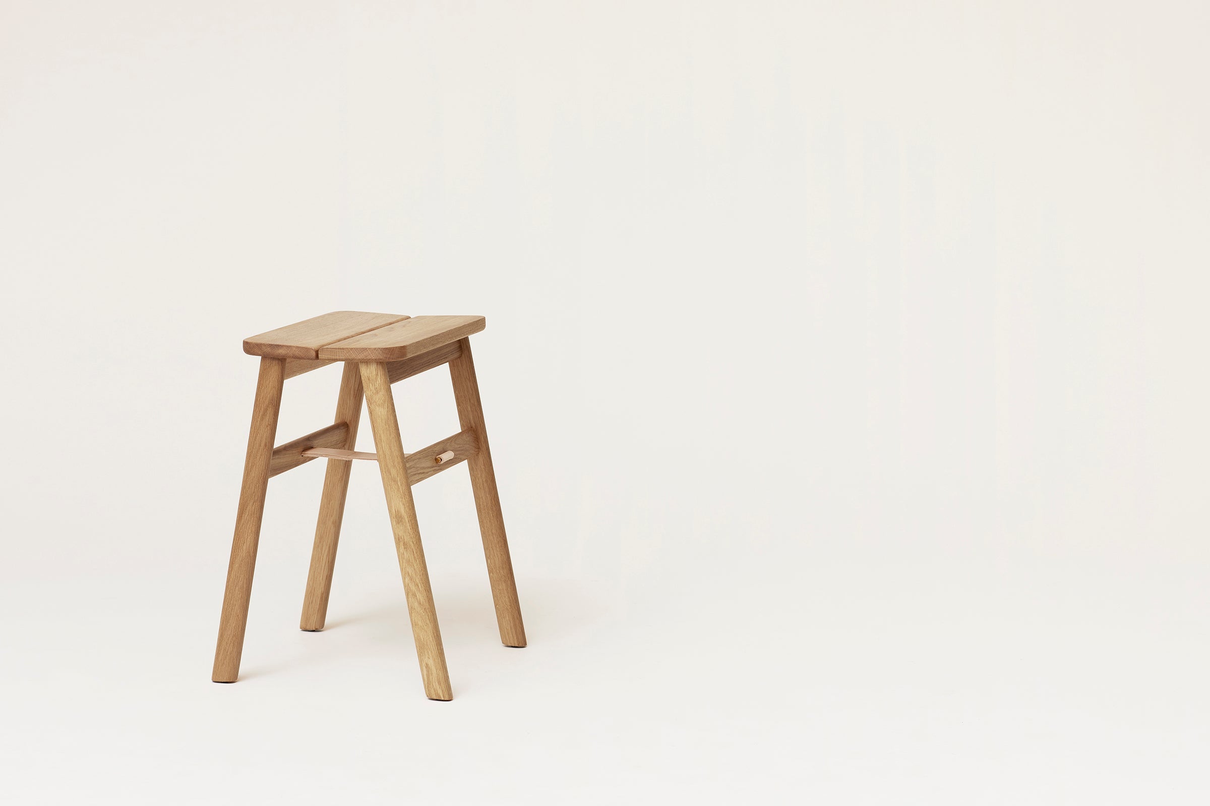 Angle Foldable Stool - White Oak