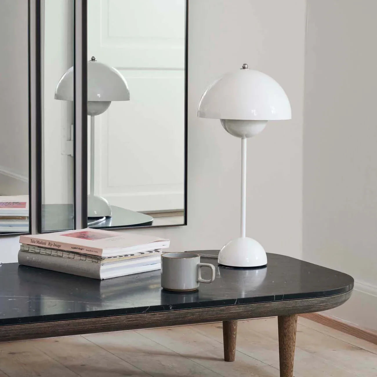 Flowerpot Table Lamp - VP3