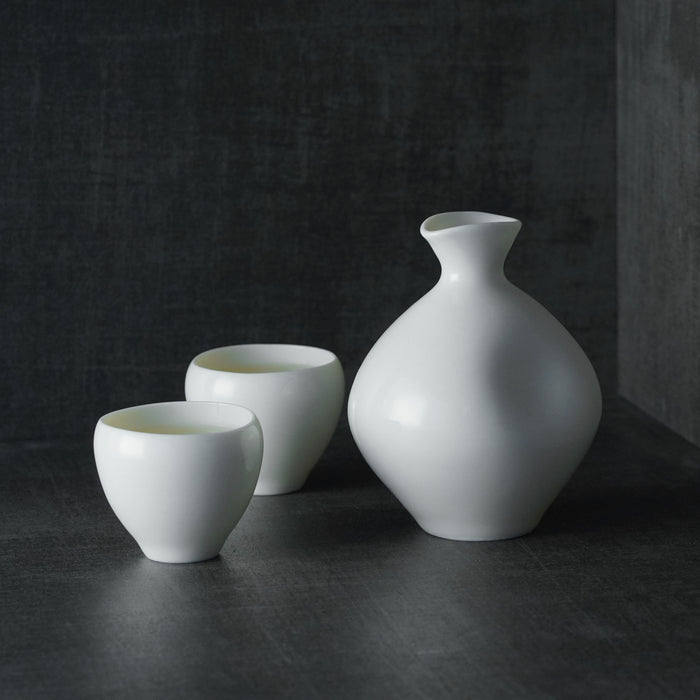 Ceramic Japan - Sousou Sake Bottle w/2 cups