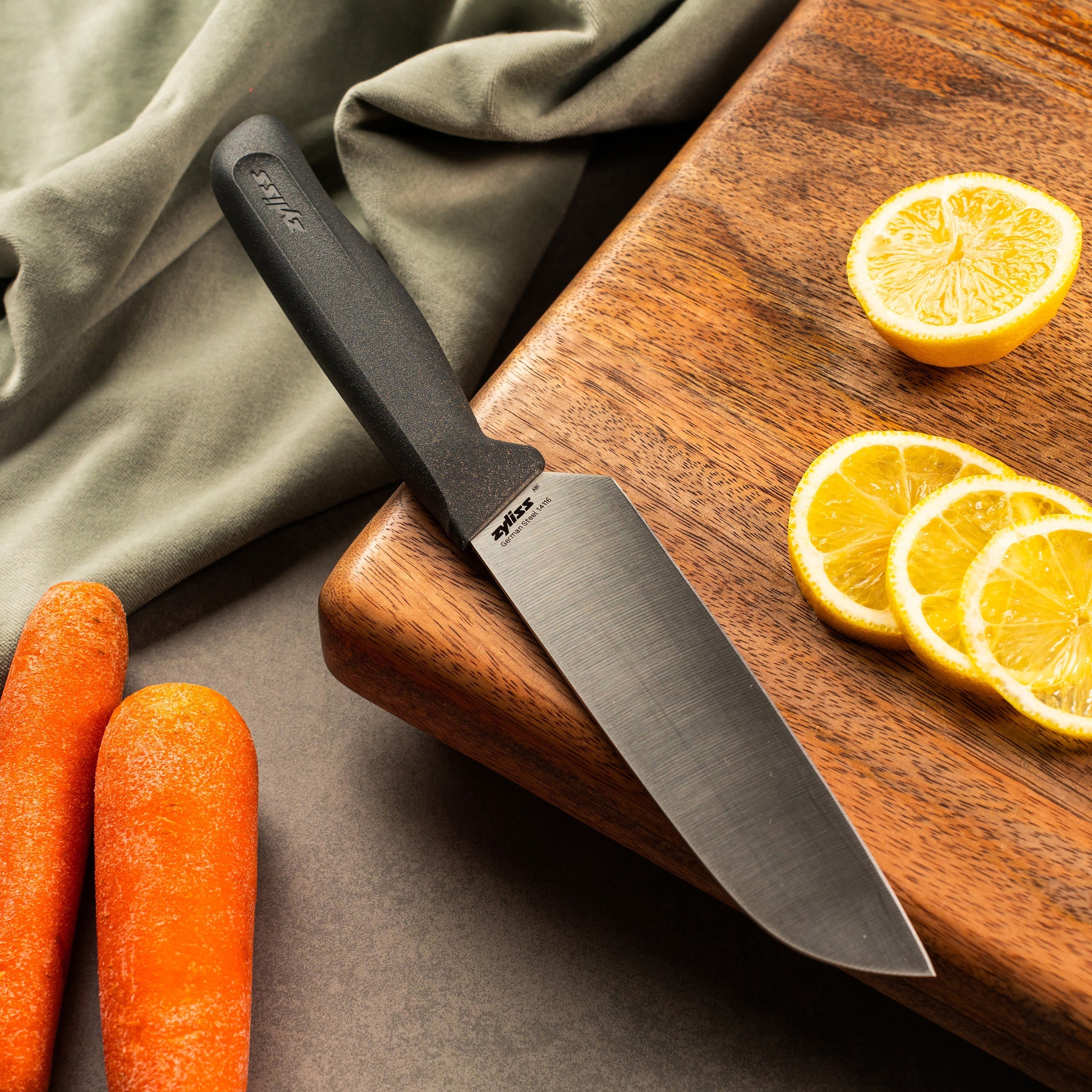 Zyliss Santoku Knife 6"