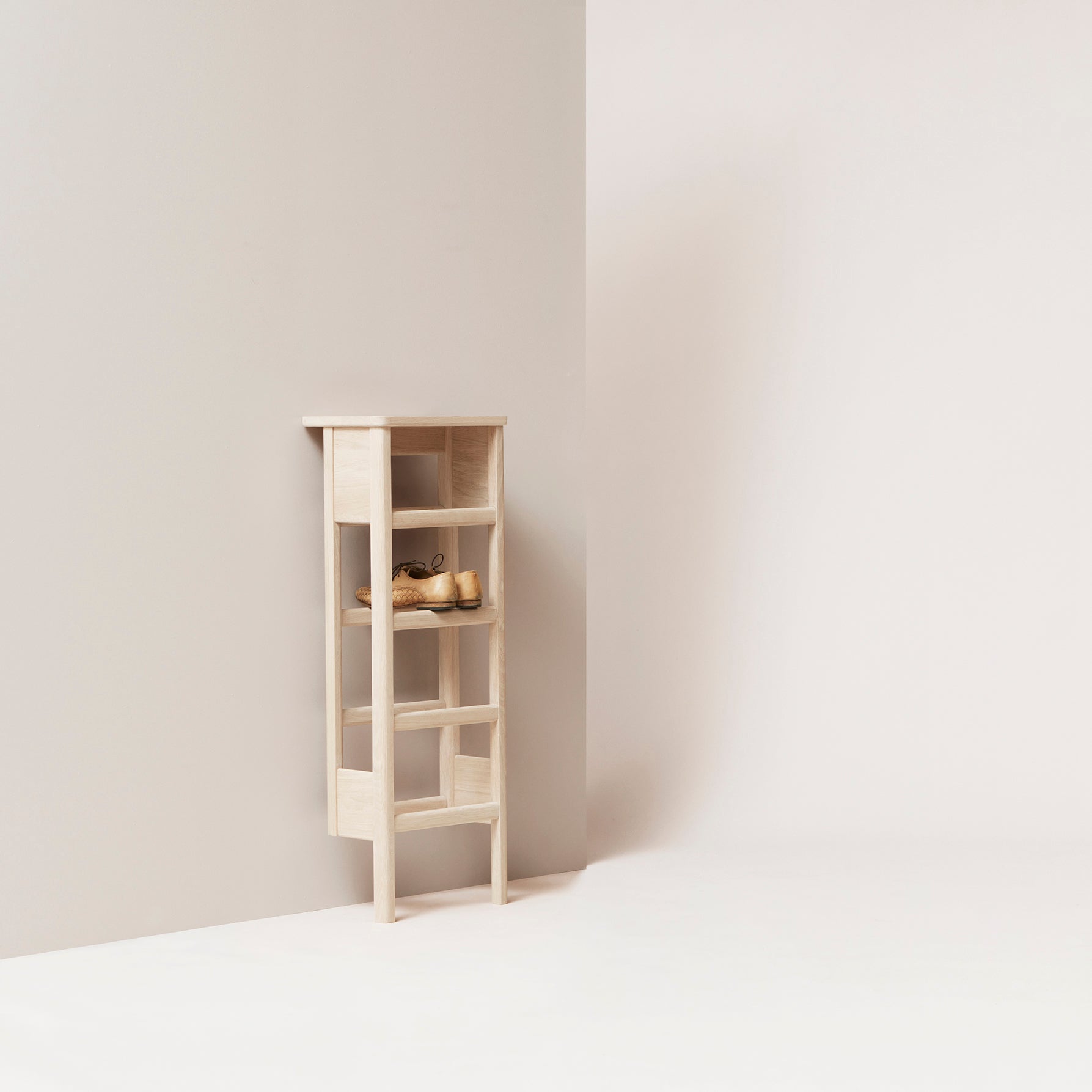 A Line Shoe Rack 35 - White Oak