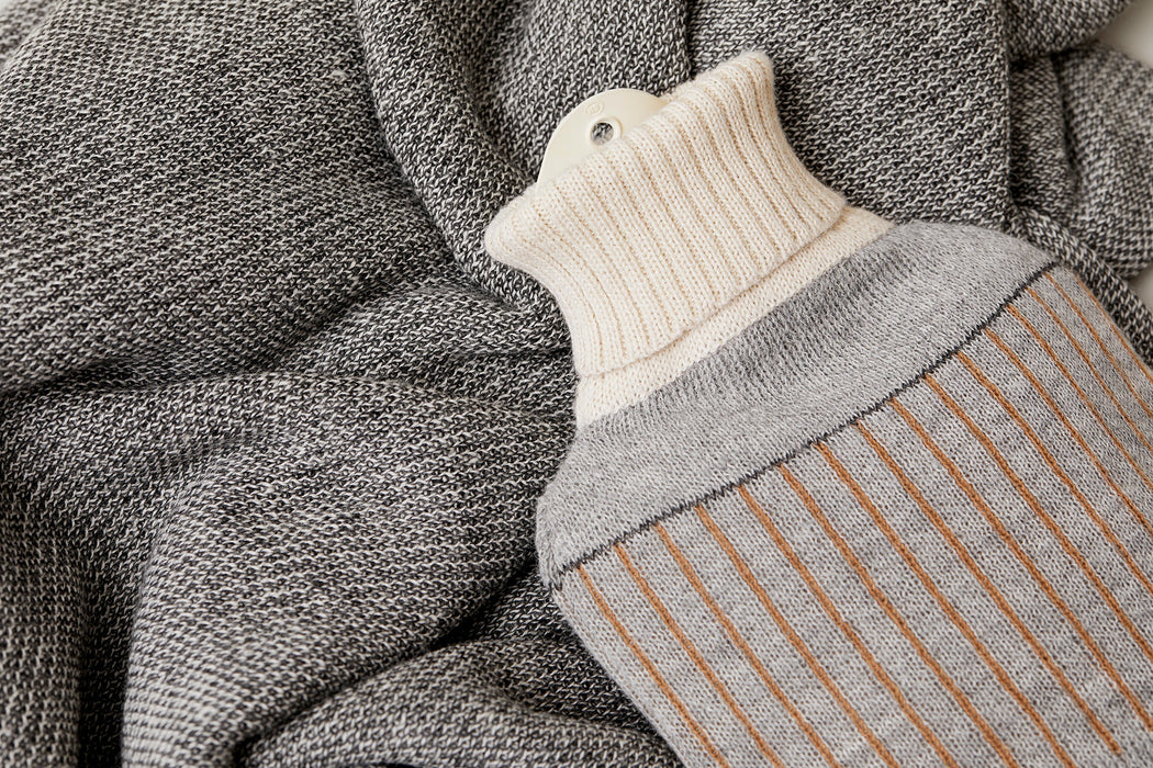 Aymara Warm Bottle, Pattern Grey