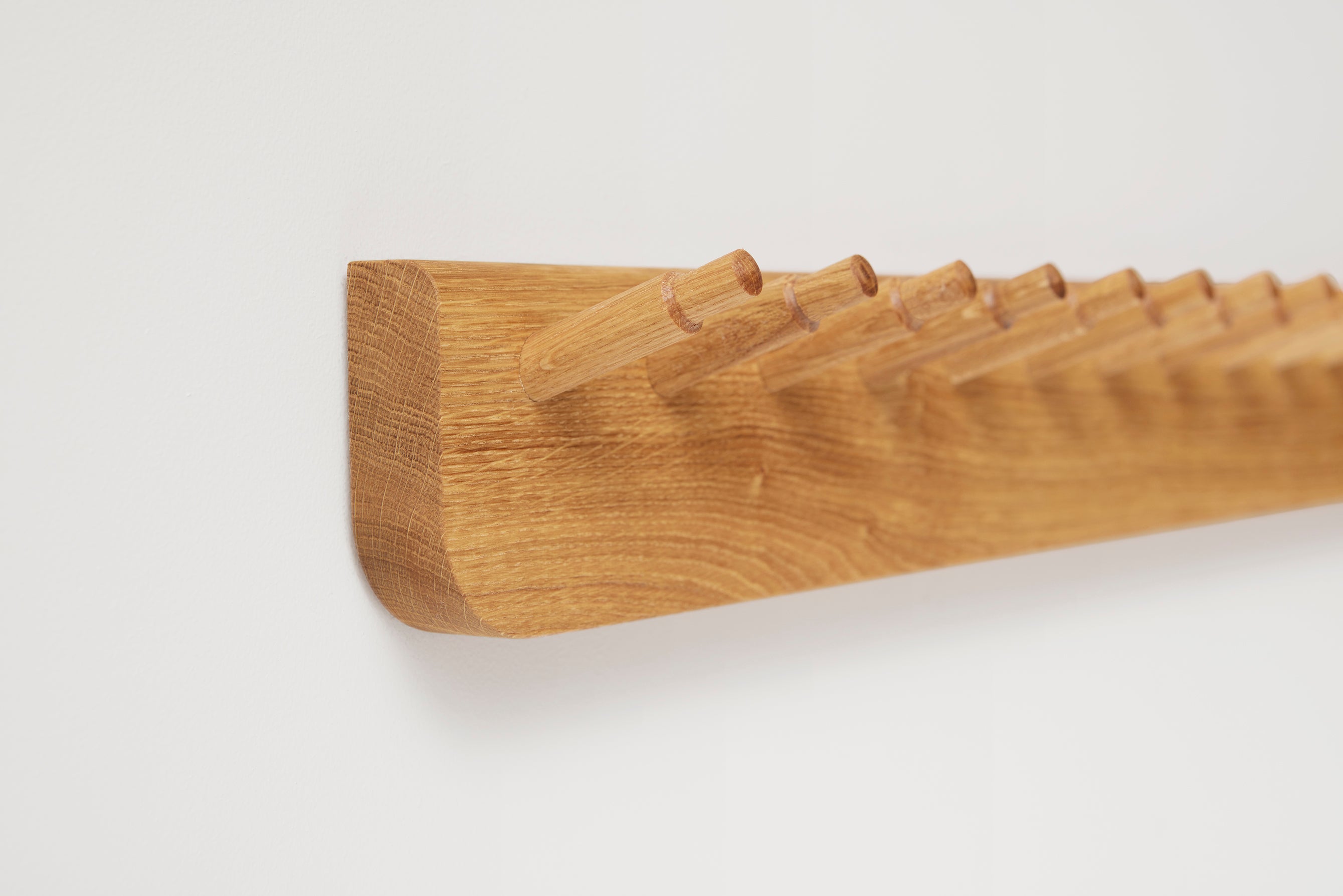 Echo Coat Rack 88 - Oak
