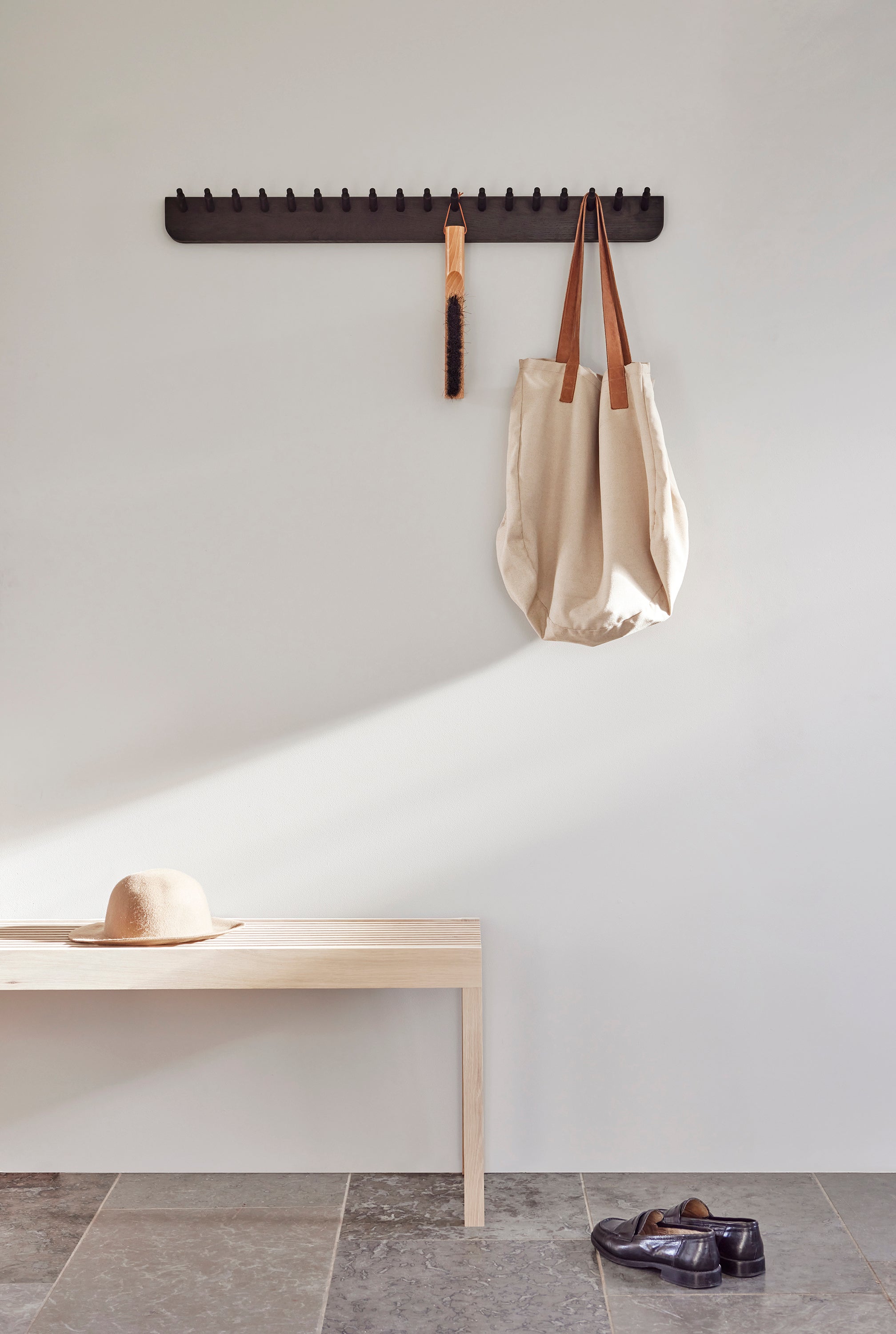 Echo Coat Rack 88 - Black