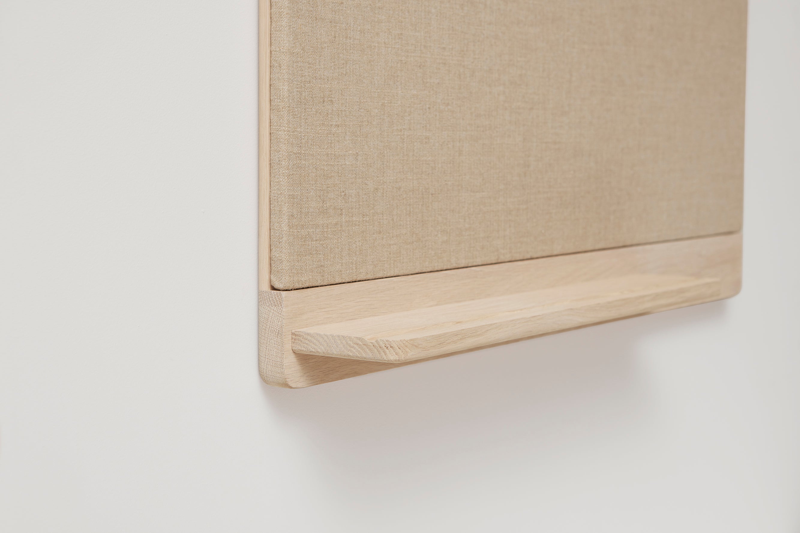 Rim Pinboard 75 x 75 - White Oak