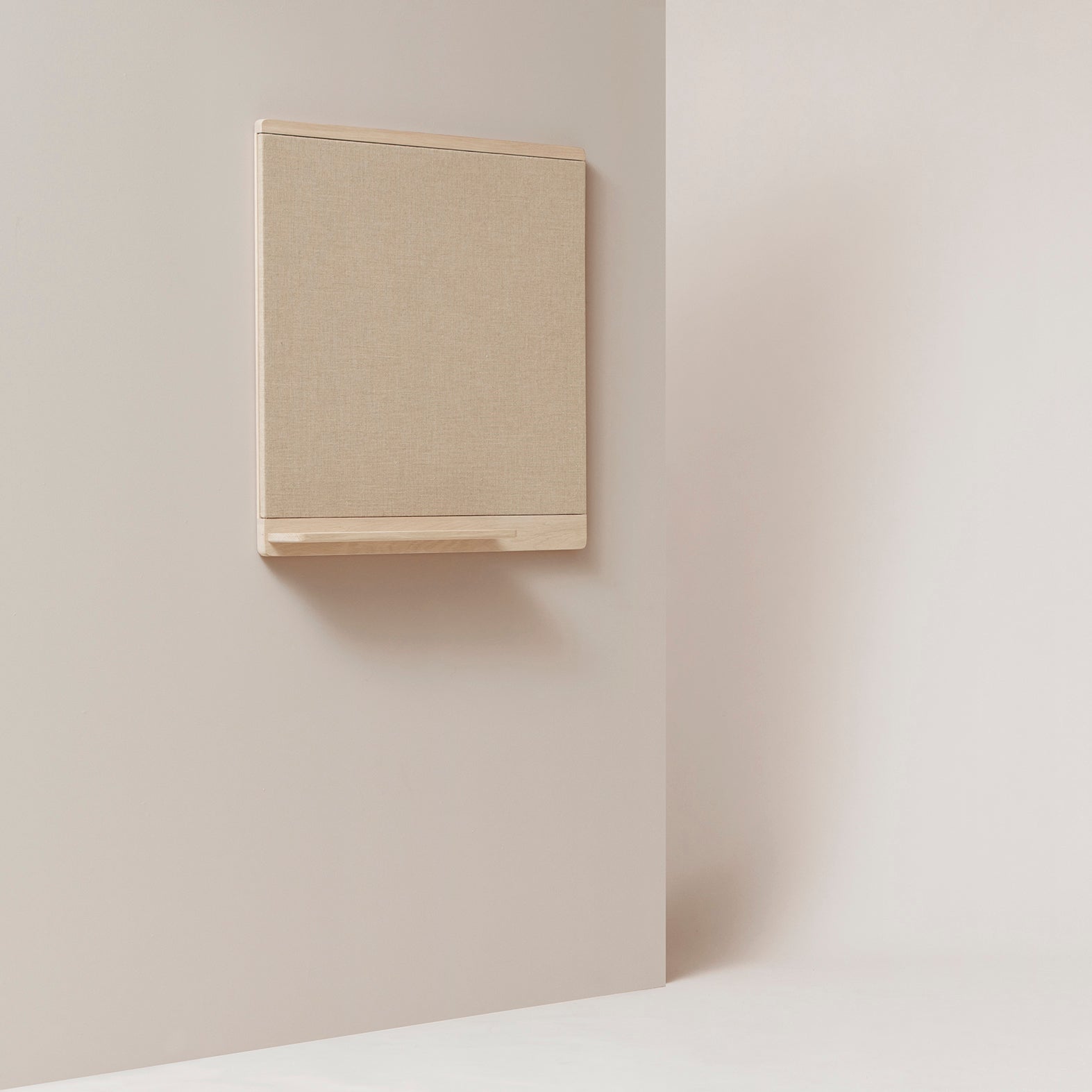 Rim Pinboard 75 x 75 - White Oak