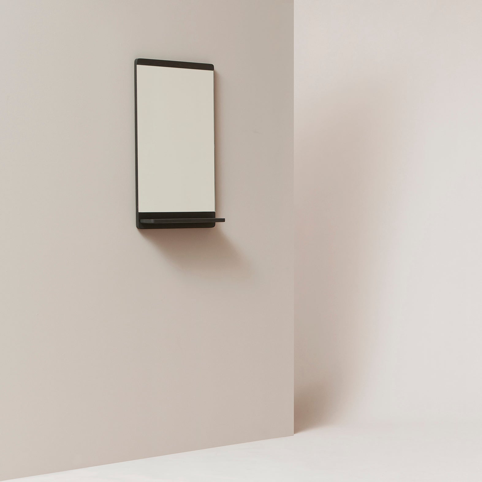 Rim Wall Mirror - Black
