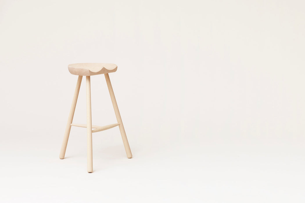 Form & Refine Shoemaker Chair™, No. 68, Beech