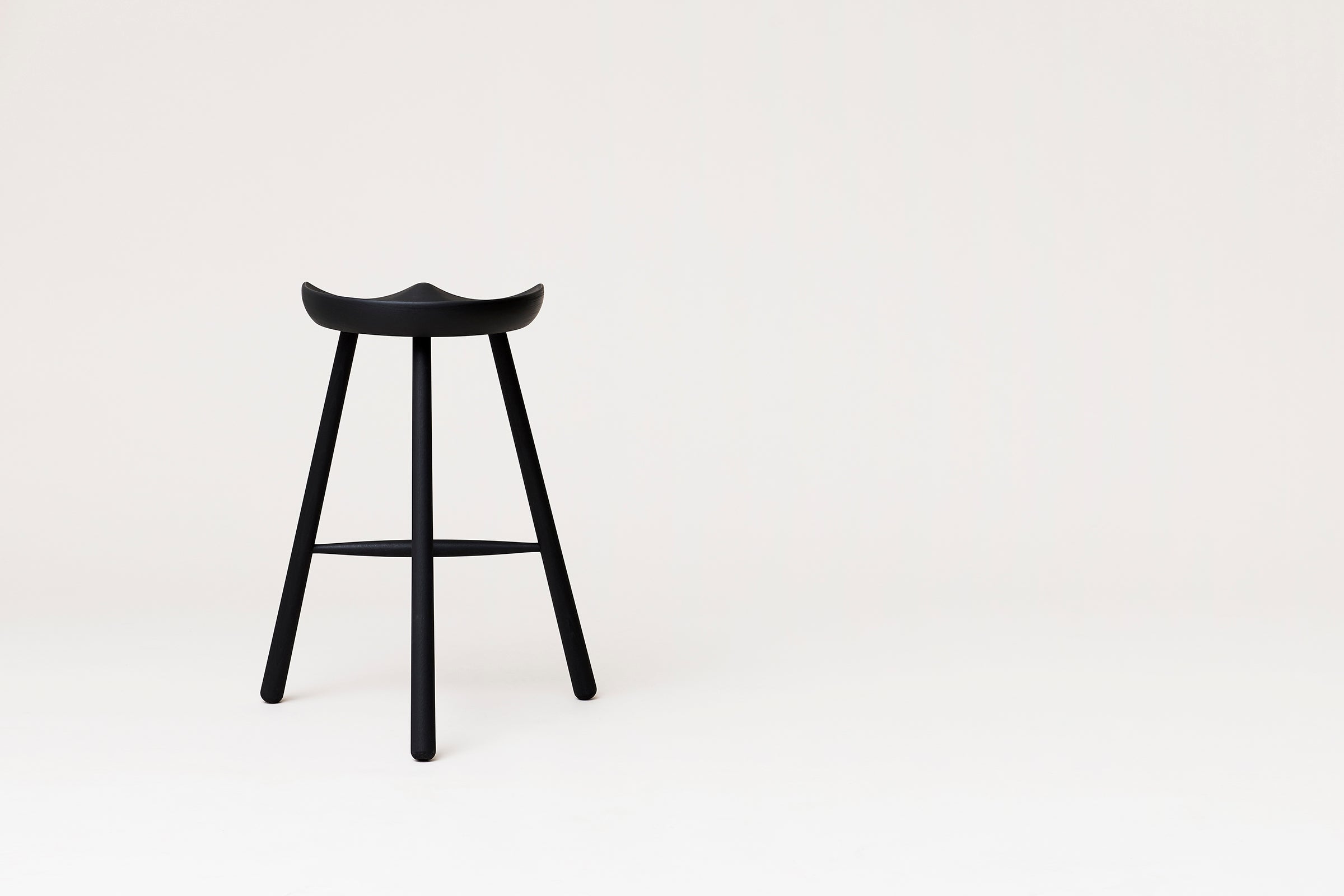 Shoemaker Chair - No. 68 - Black-stained Beech