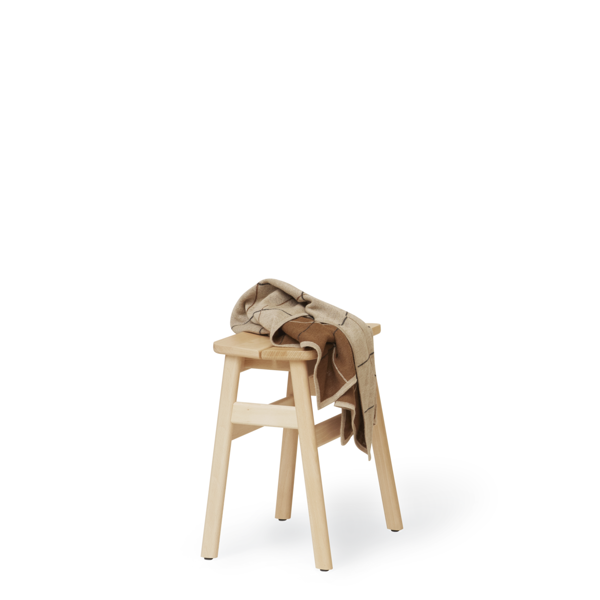 Angle Standard Stool 45 - Beech