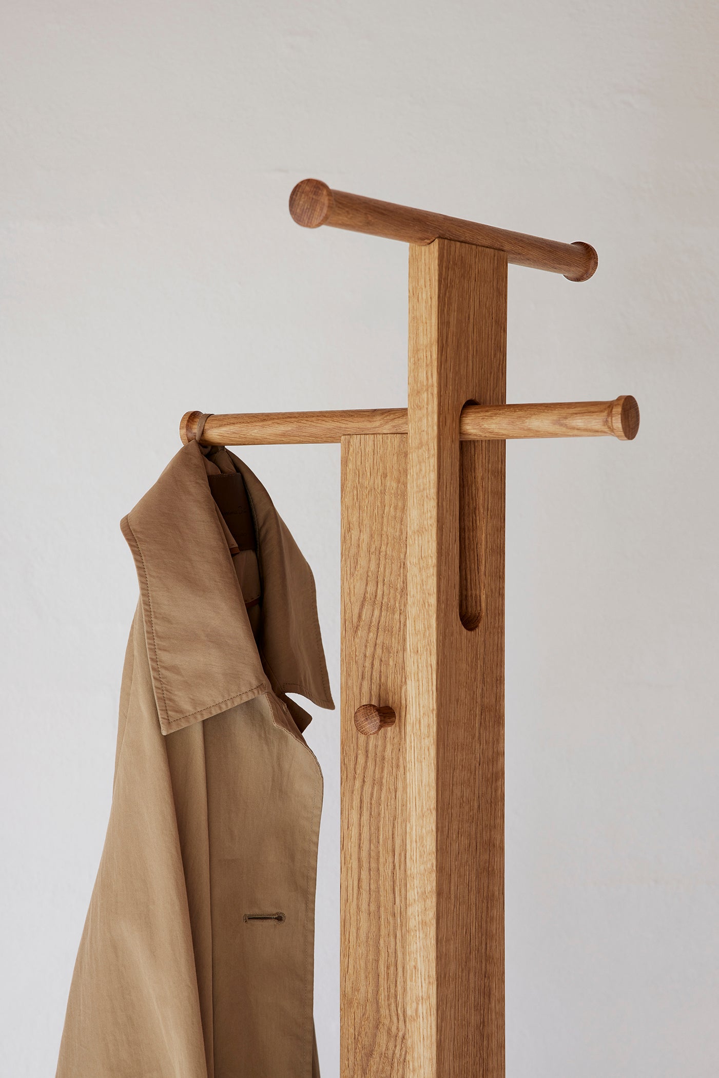 Foyer Coat Stand - Oak