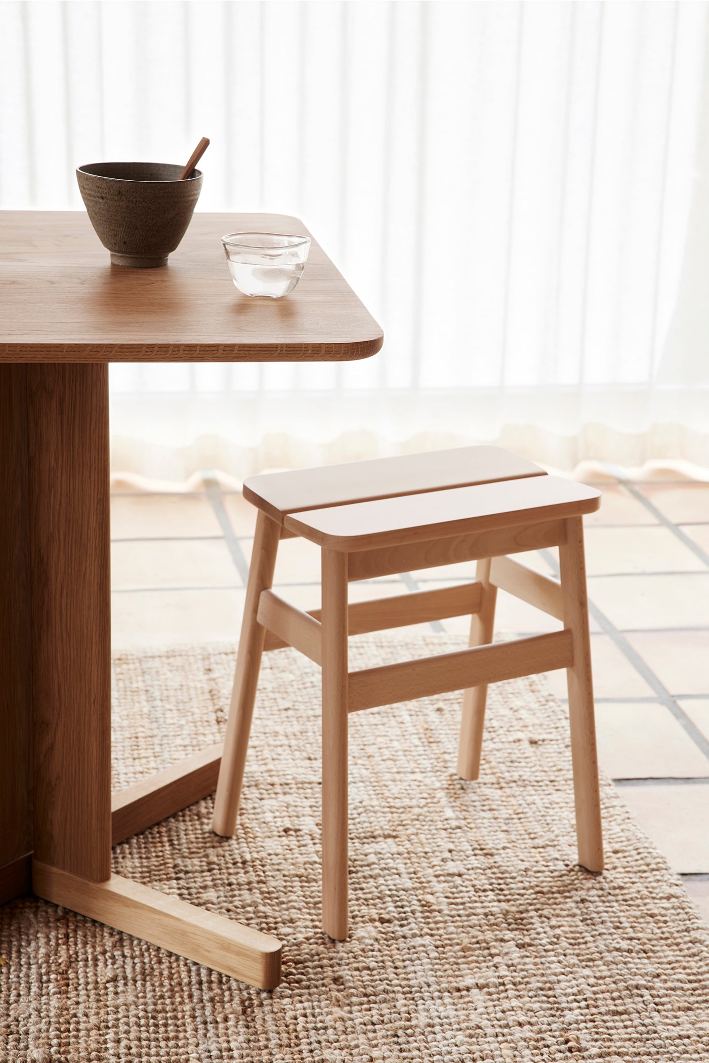 Trefoil Square Table 68x68 - Oak
