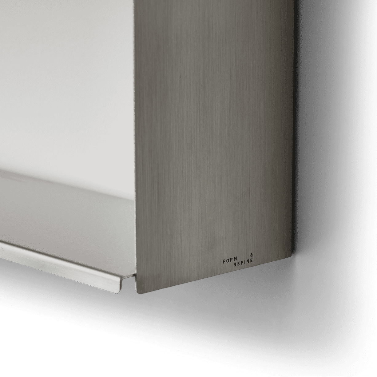Taper Shelf Line 25 x 70