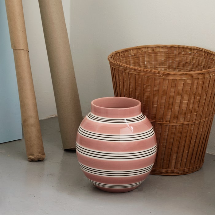 Kähler Omaggio Nuovo Vase, Rose, H: 8.1"