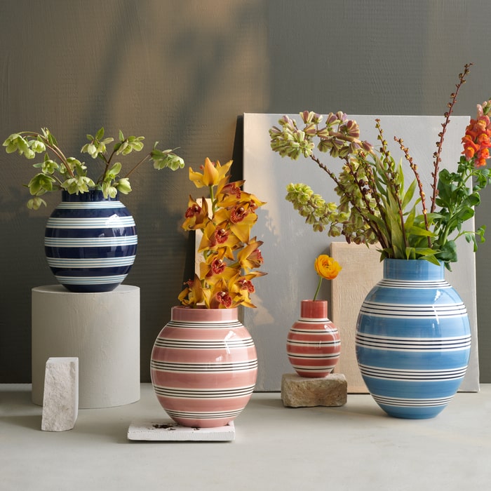Kähler Omaggio Nuovo Vase, Dark Blue, H: 8.1"