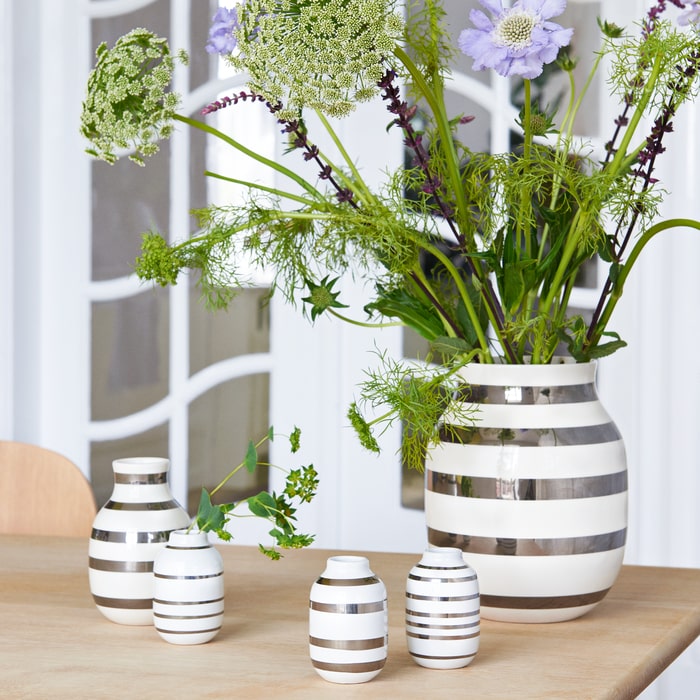 Kähler Omaggio Vase, Silver, H: 7.9"
