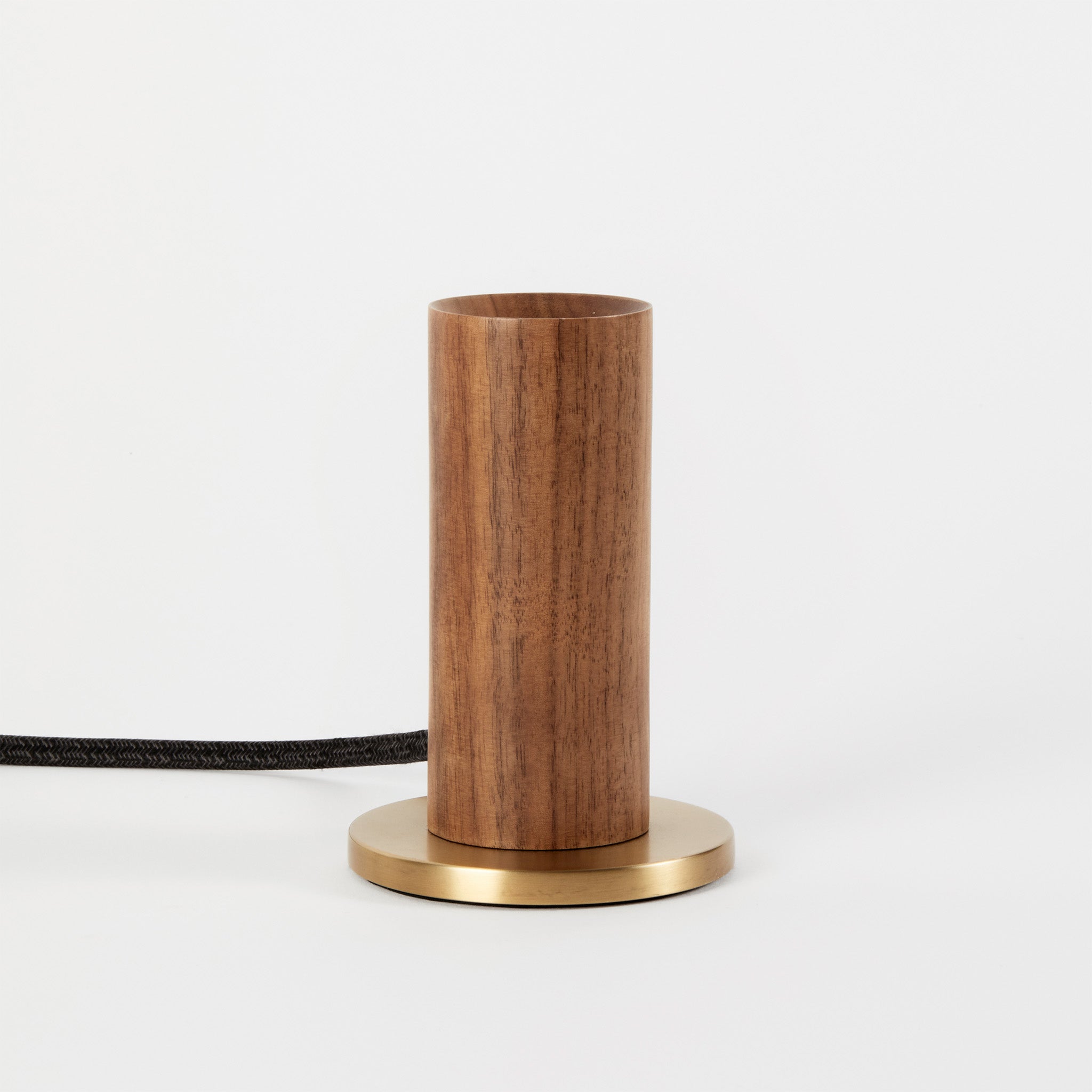 Knuckle Table Lamp in Walnut + Oblo