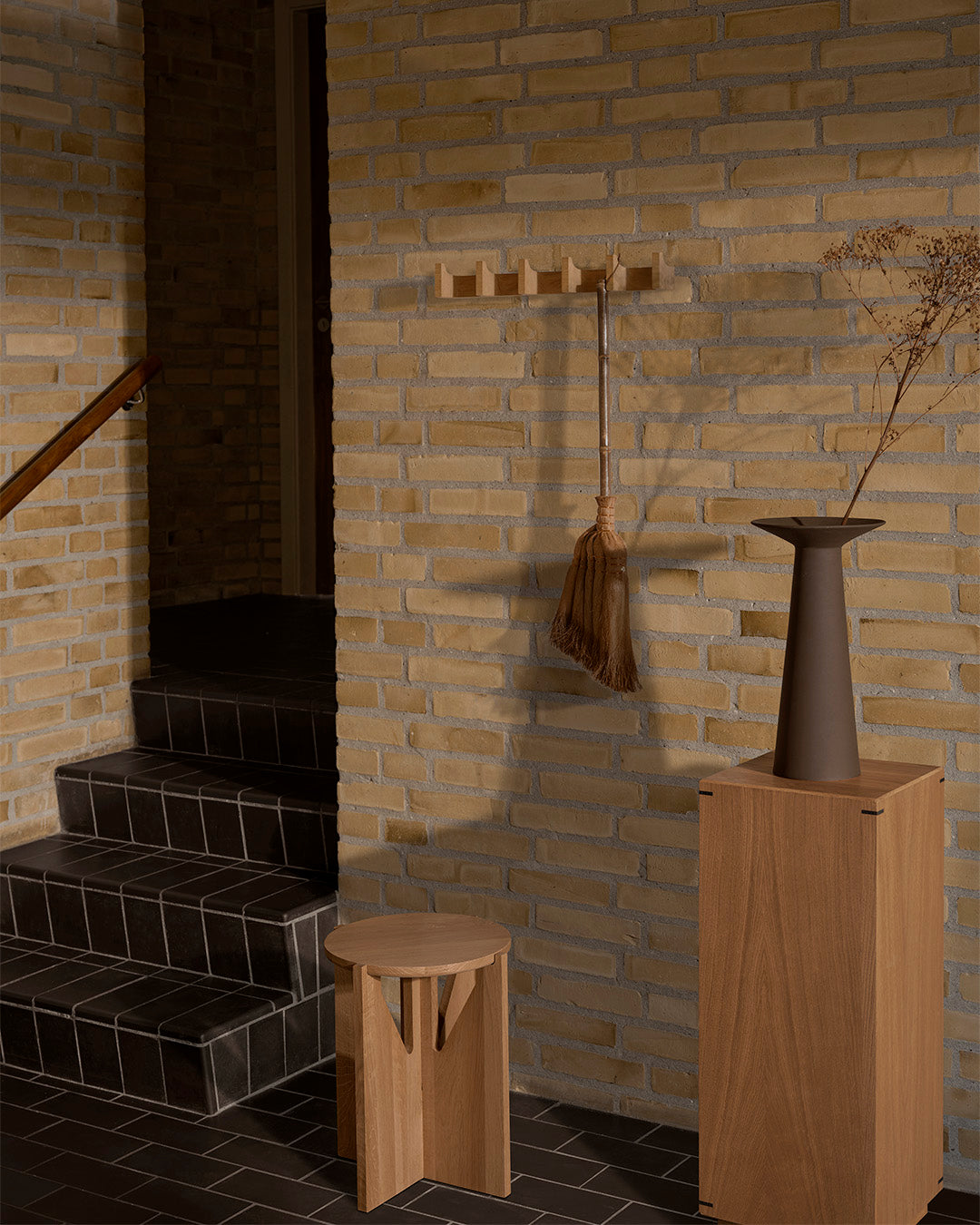 Collar Vase - L