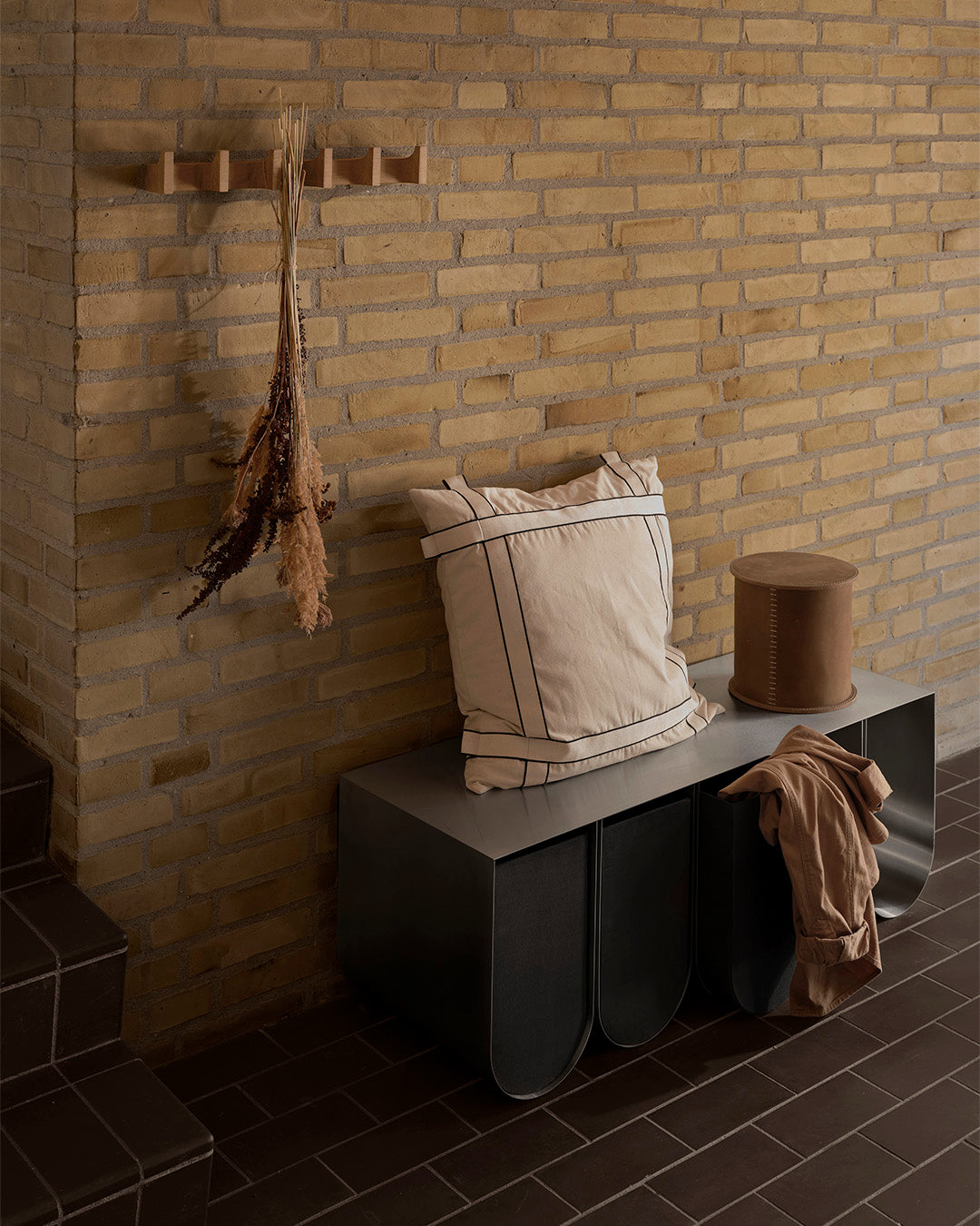 Column Coat Rack - Long Warm Oak