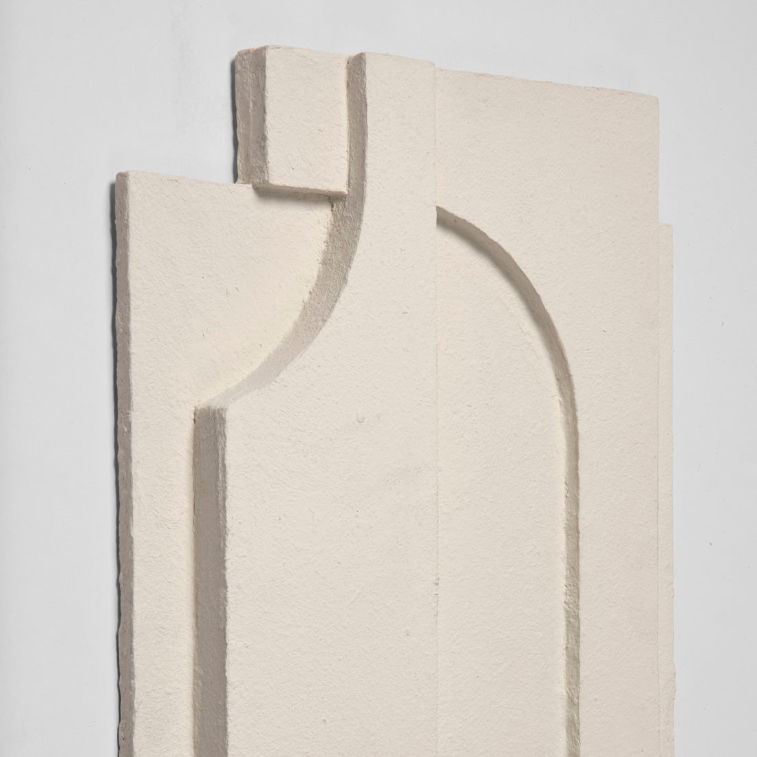 Serif Relief L - Off-White