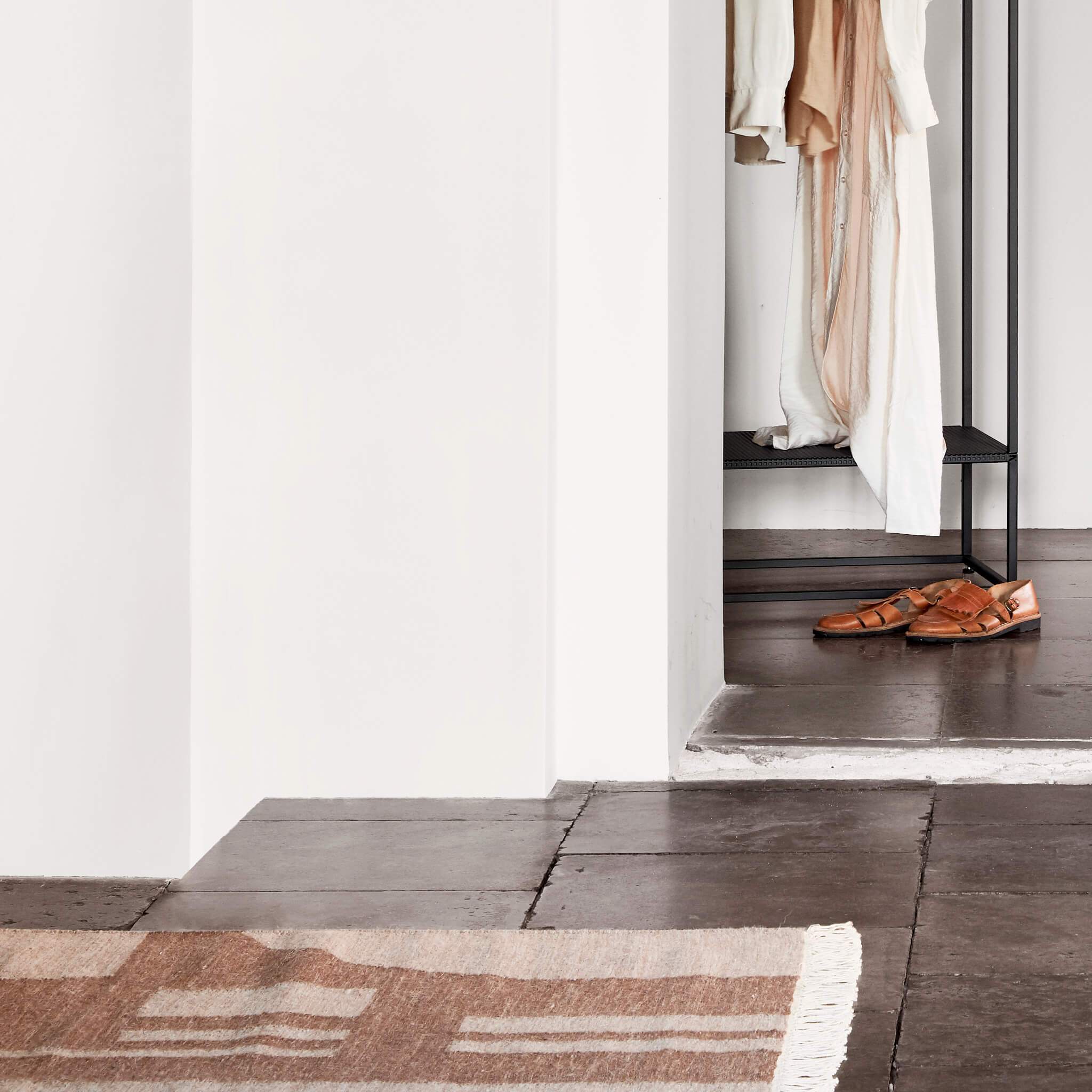 Contemporary Kelim Rug - 78 x 55" Brown