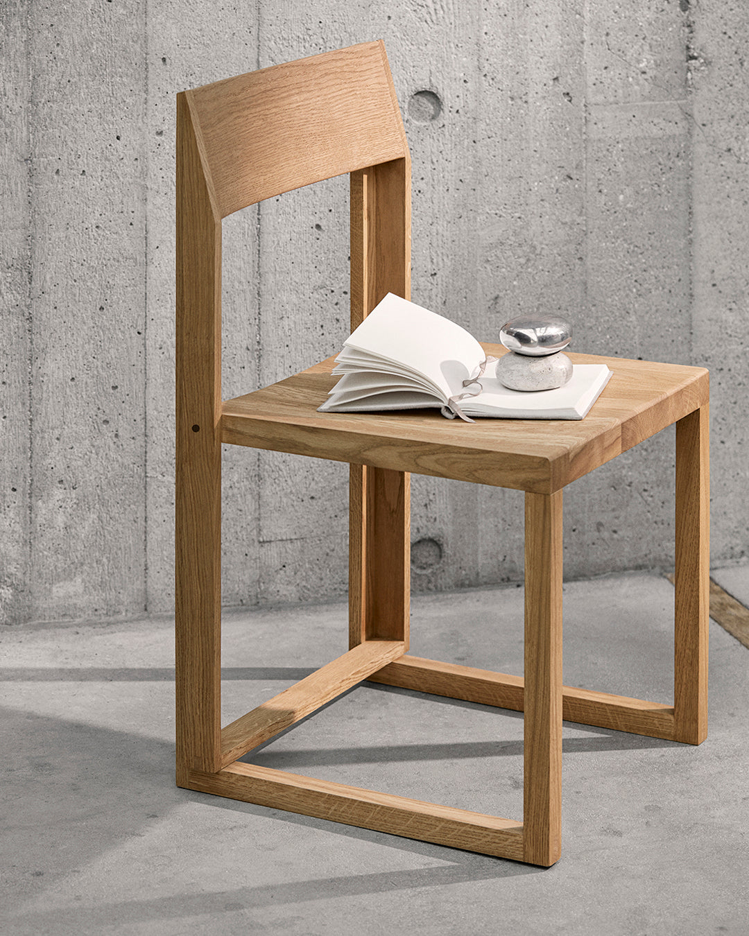 Outline Chair