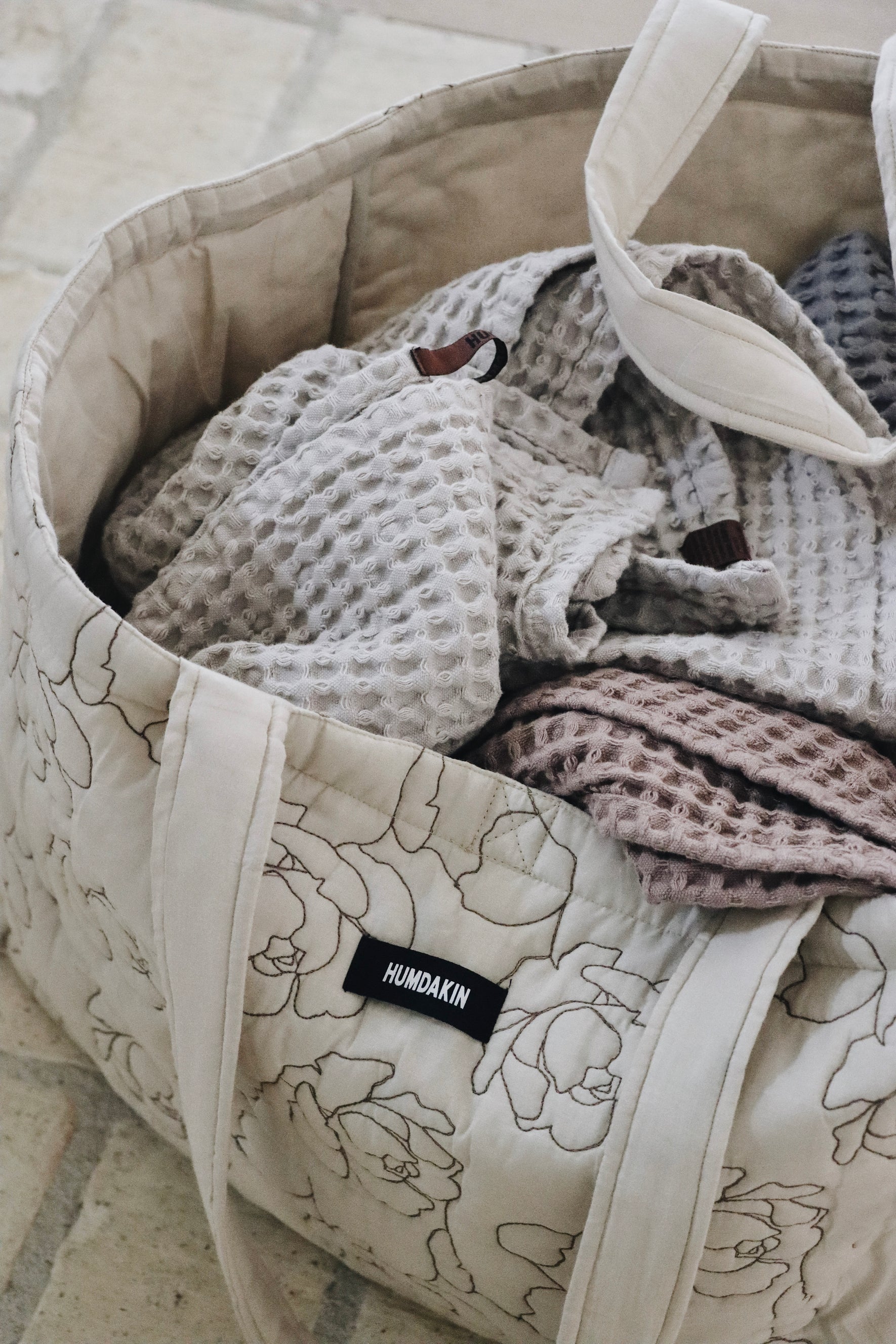 Maxi Tote Bag - Light Stone - Peony Quilt