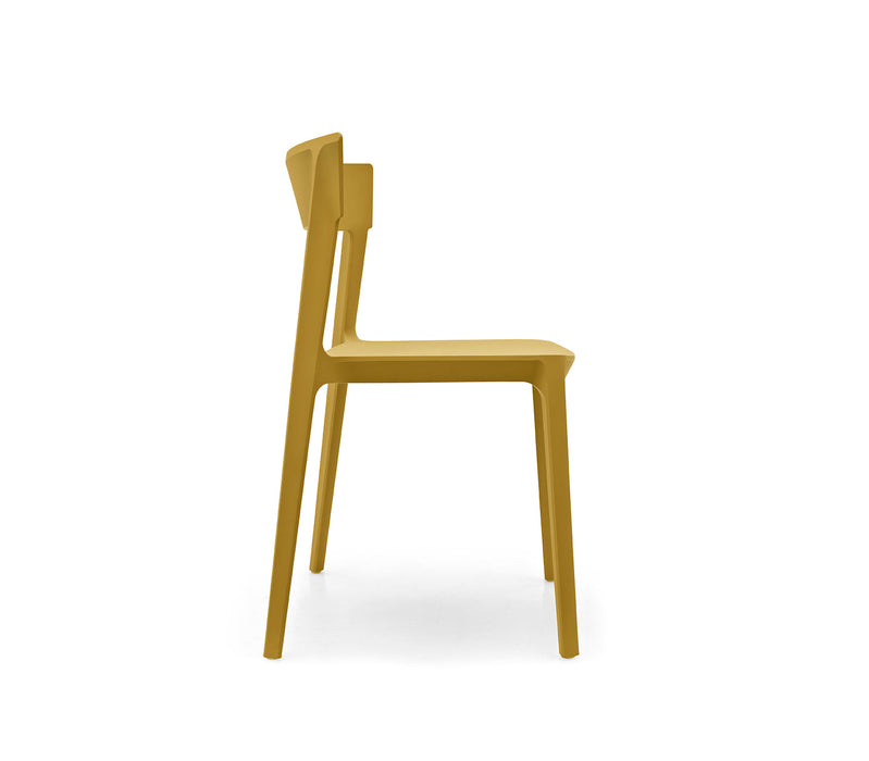 Skin Stackable; Outdoor Chair (Set of Four)