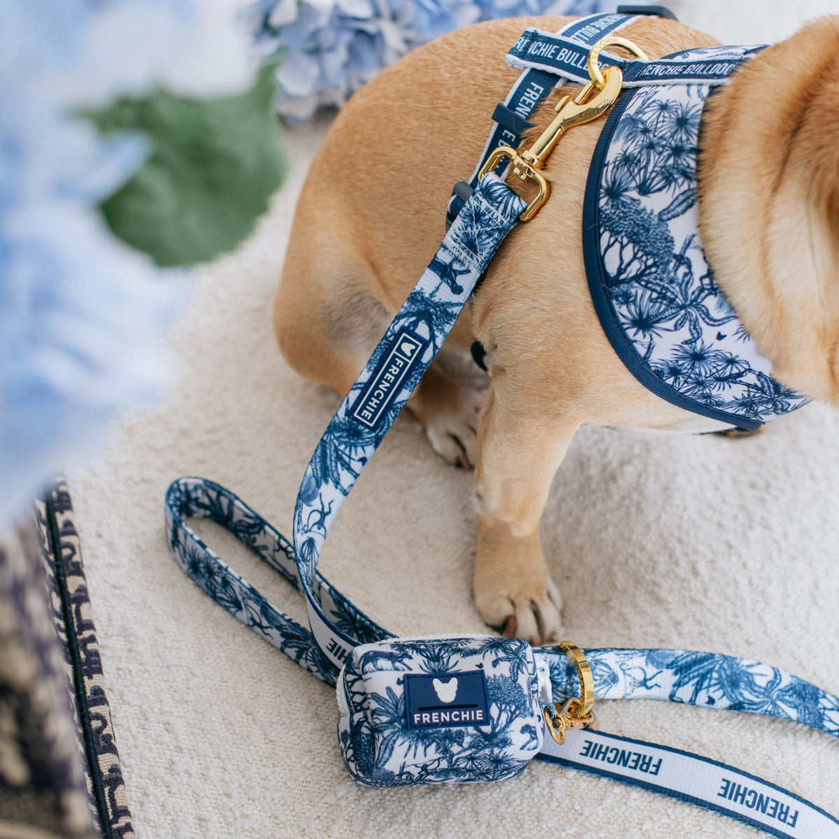 Frenchie Poo Bag Holder - Toile- Blue
