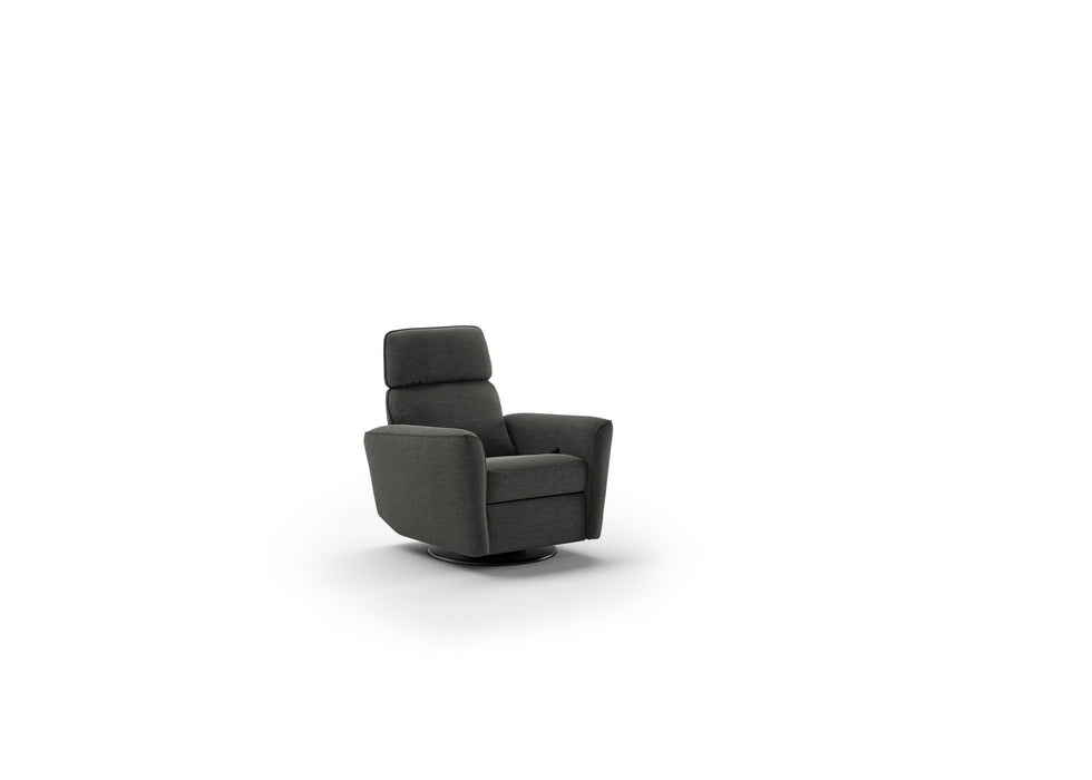 Welted Recliner | Manual