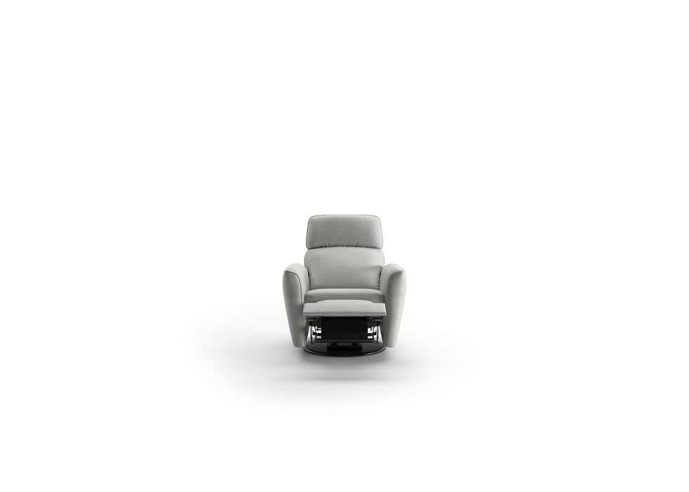 Welted Recliner | Power