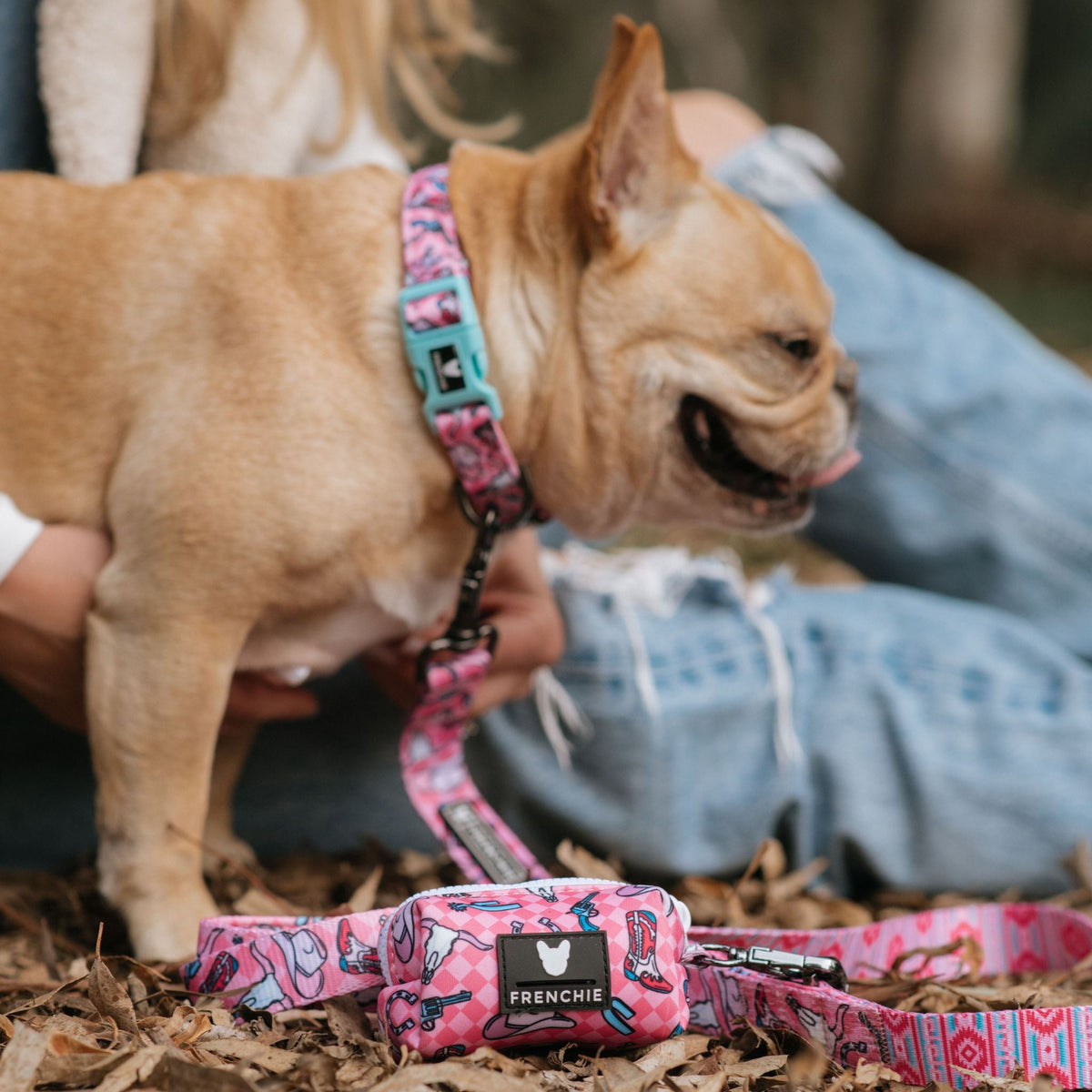 Frenchie Poo Bag Holder - Wild West- Pink