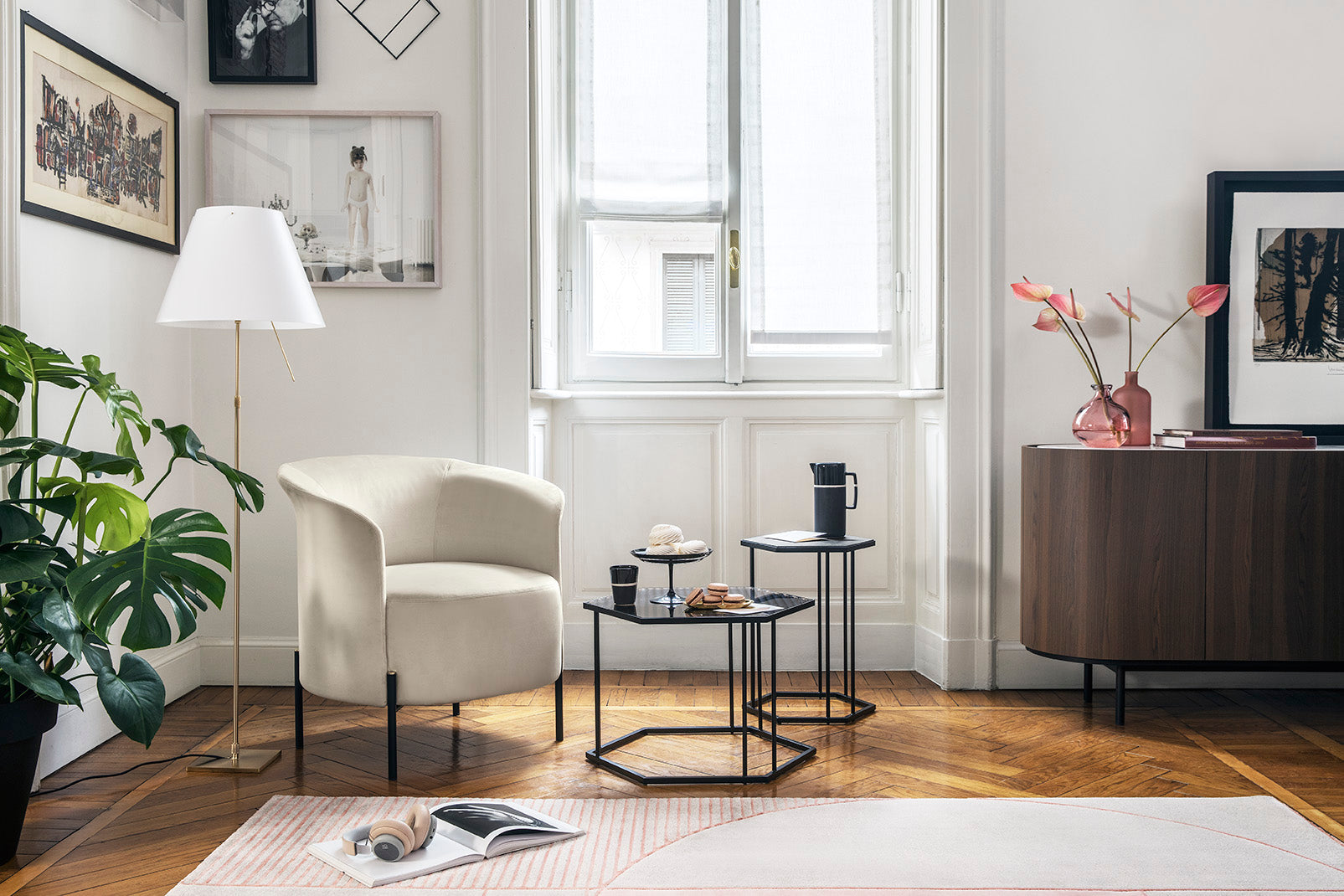 Costanza Floor Lamp with On/Off Switch
