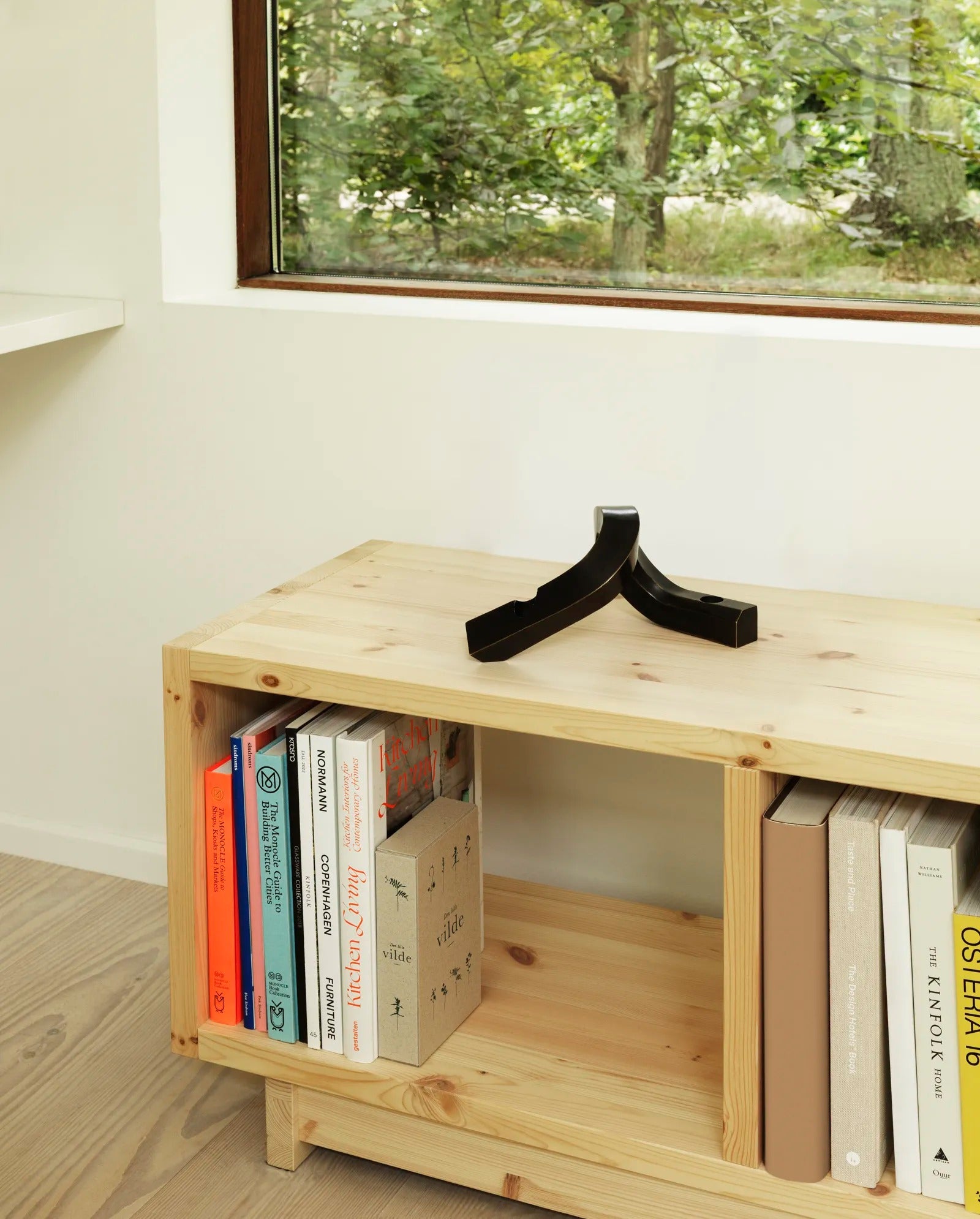 Fyr Bookcase Low Pine