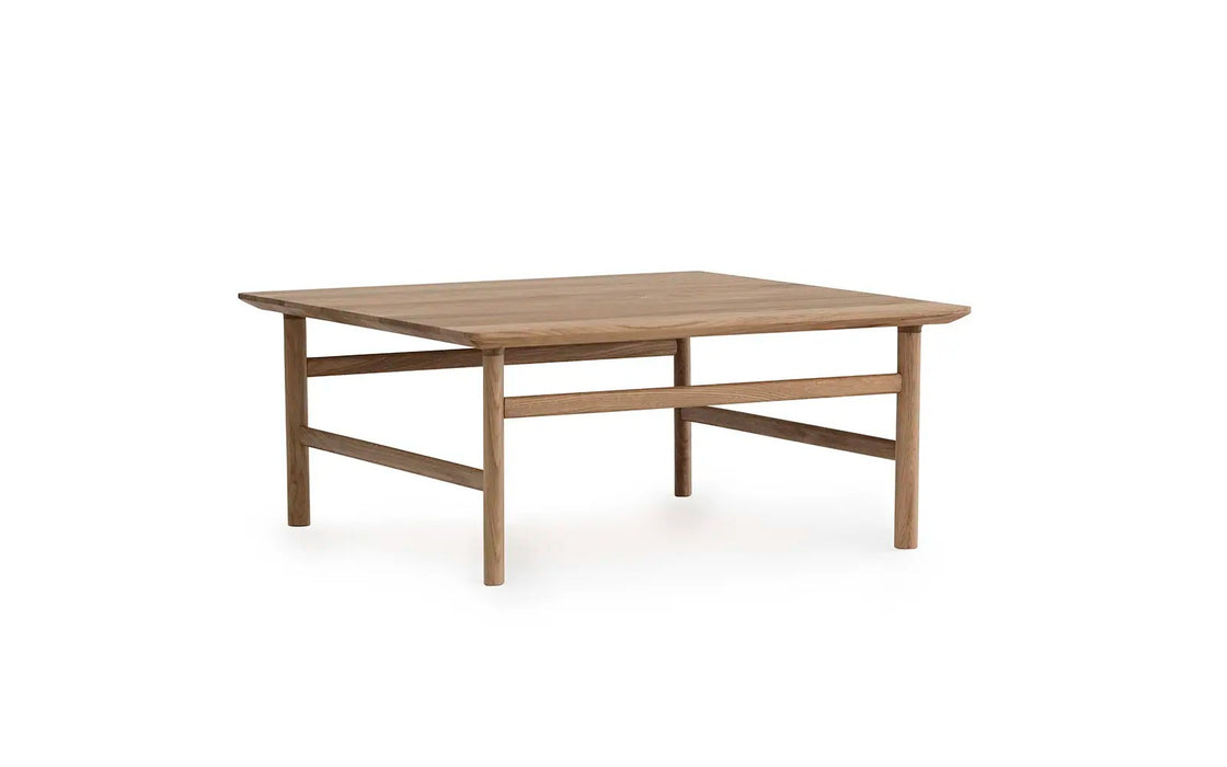 Grow Table 80 x 80 cm. Stained Oak