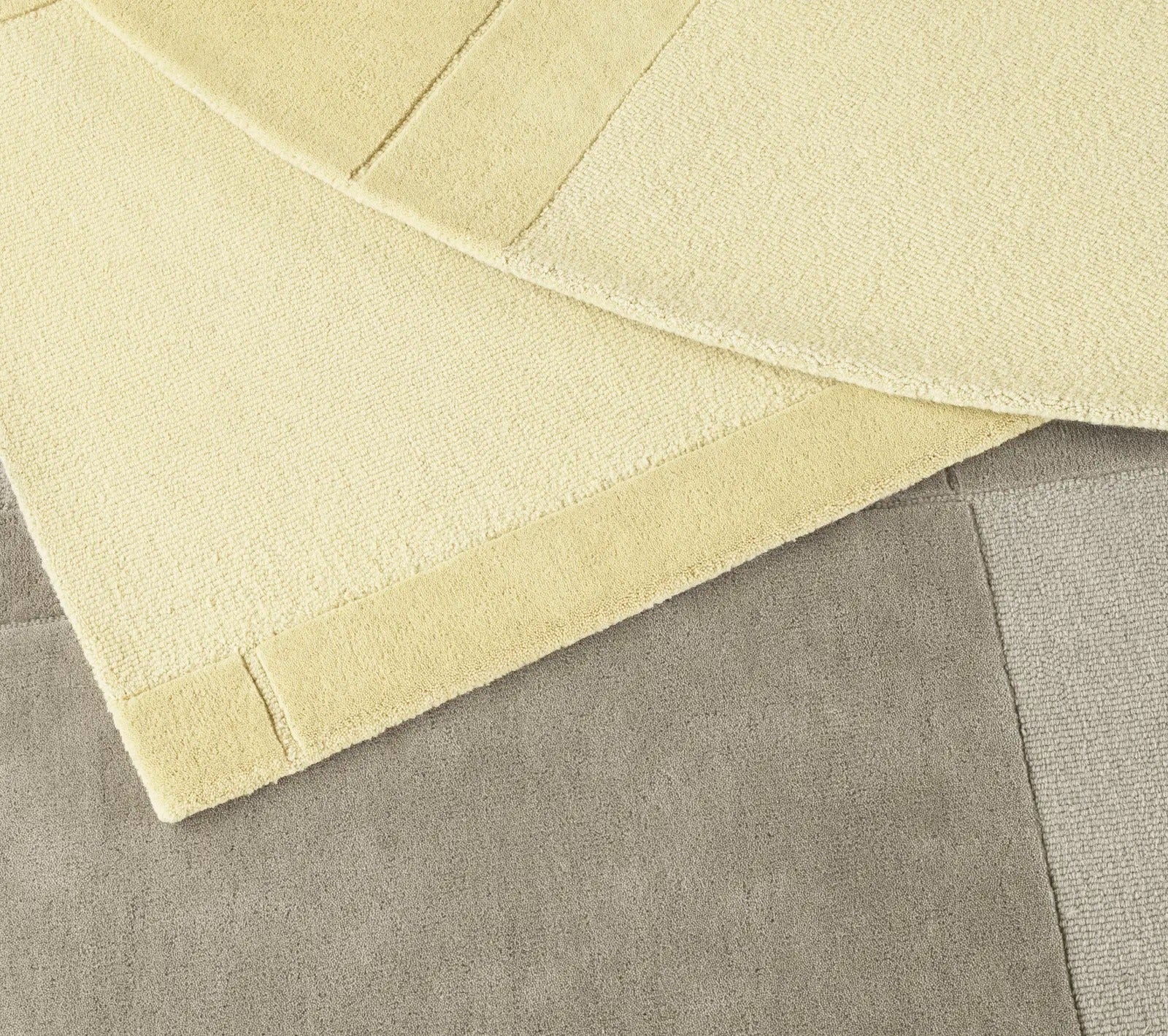 Level Rug 200x300 cm Light Yellow