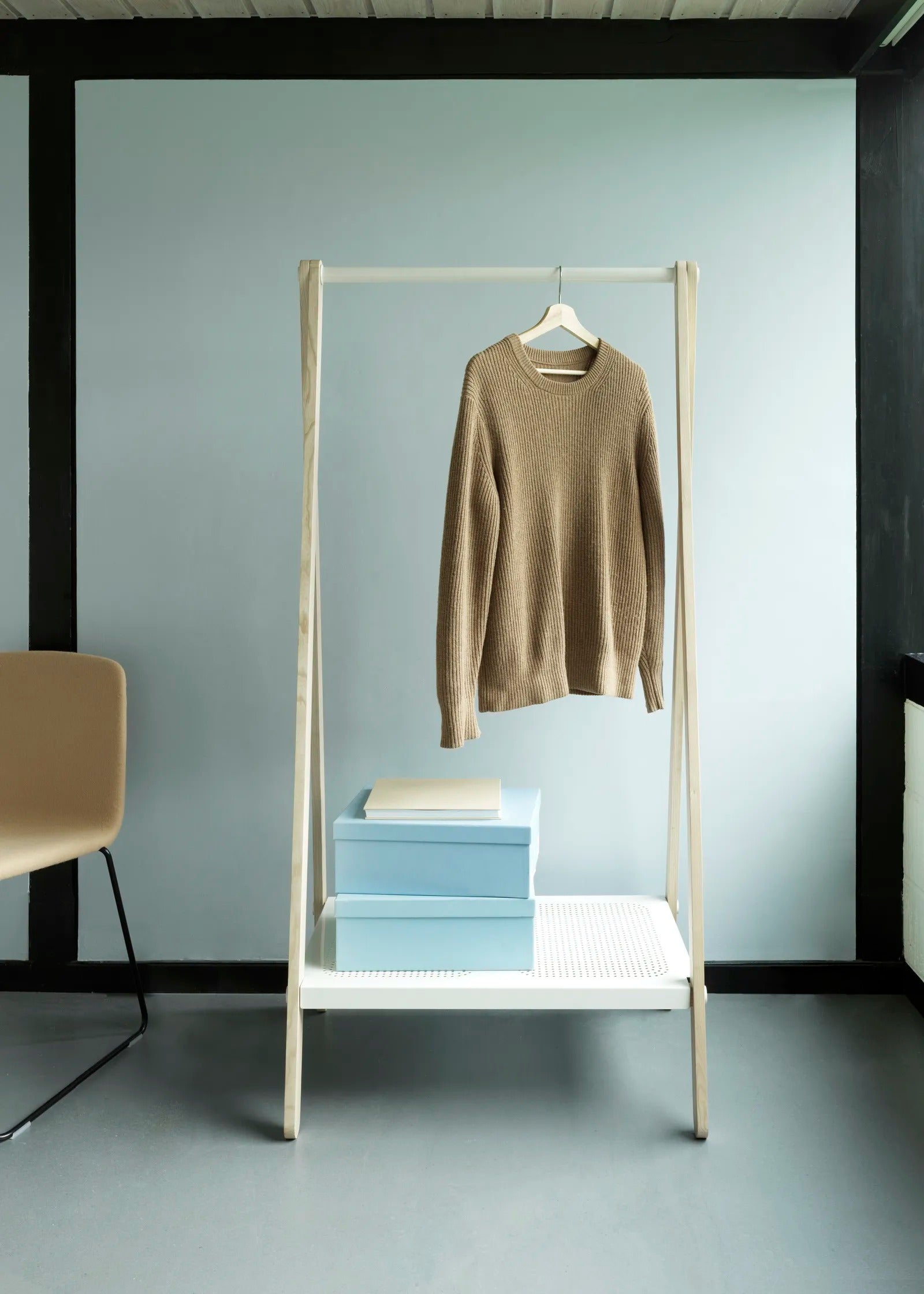 Toj Clothes Rack Small