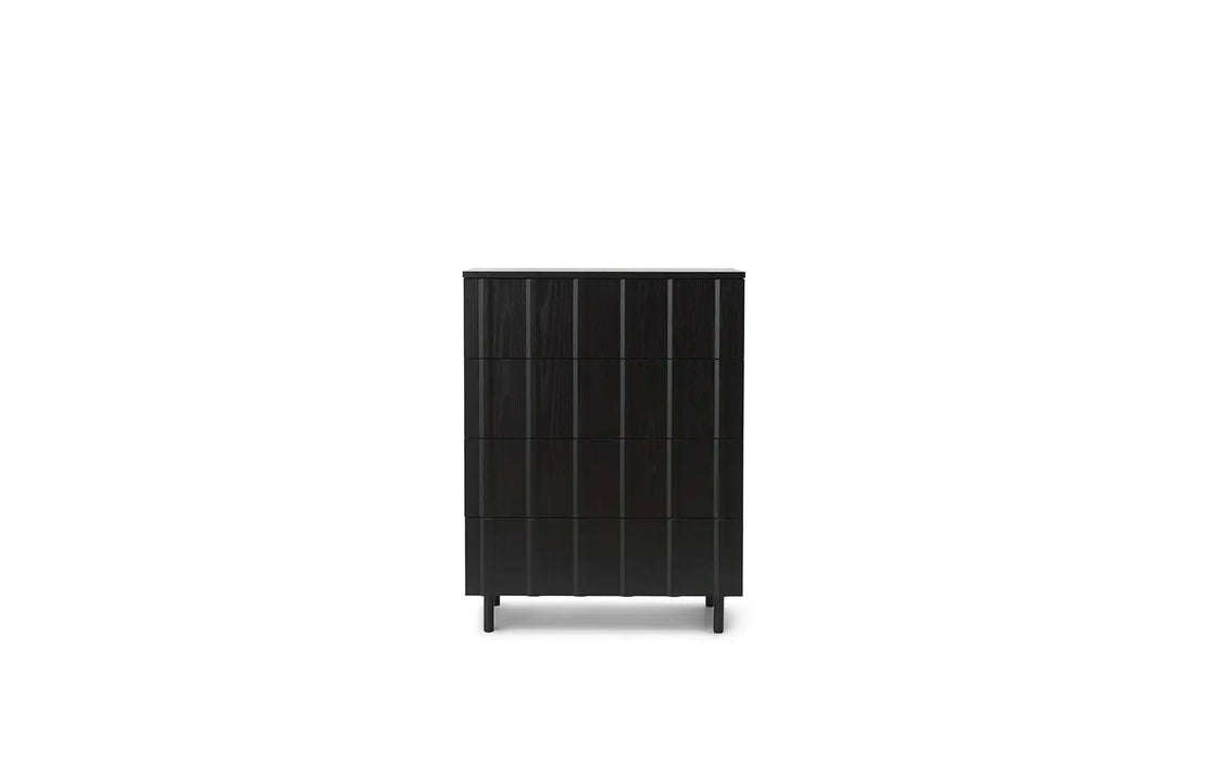 Rib Dresser w. 4 Drawers