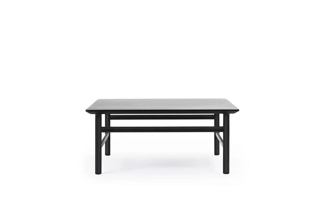 Grow Table 80 x 80 cm. Stained Oak
