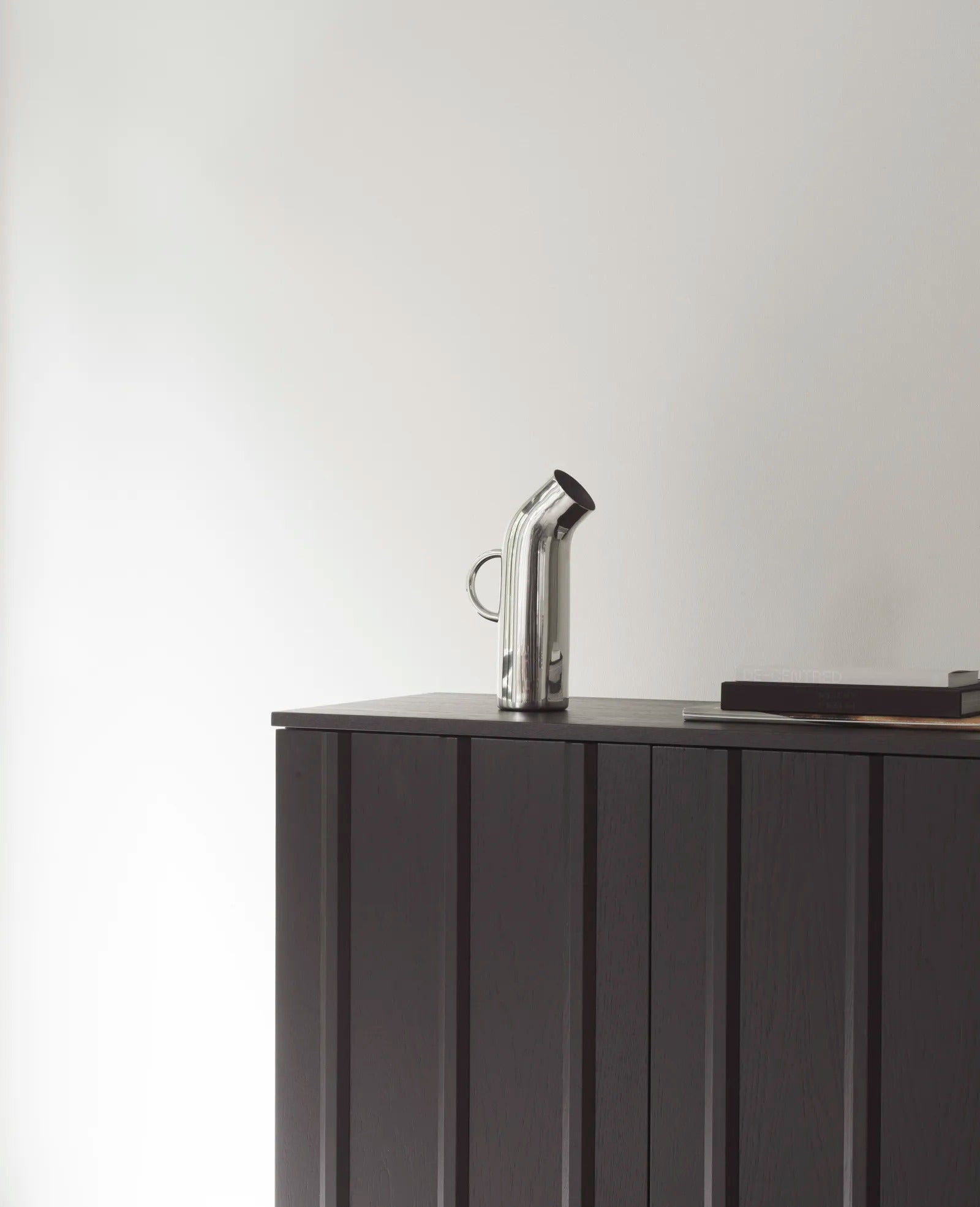 Rib Cabinet