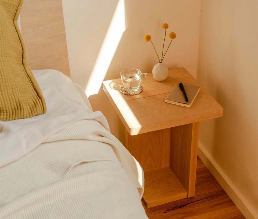 The Keeps Nightstand