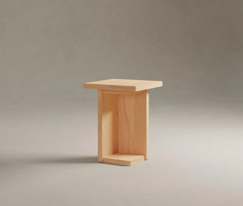 The Keeps Nightstand
