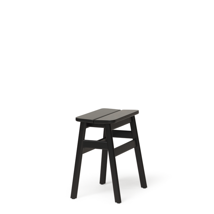 Angle Standard Stool 45, Black-stained Beech